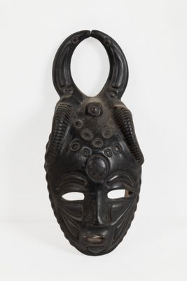 Jacques SAGAN (1927-2004) Masque en céramique émaillée noire - Photo 1