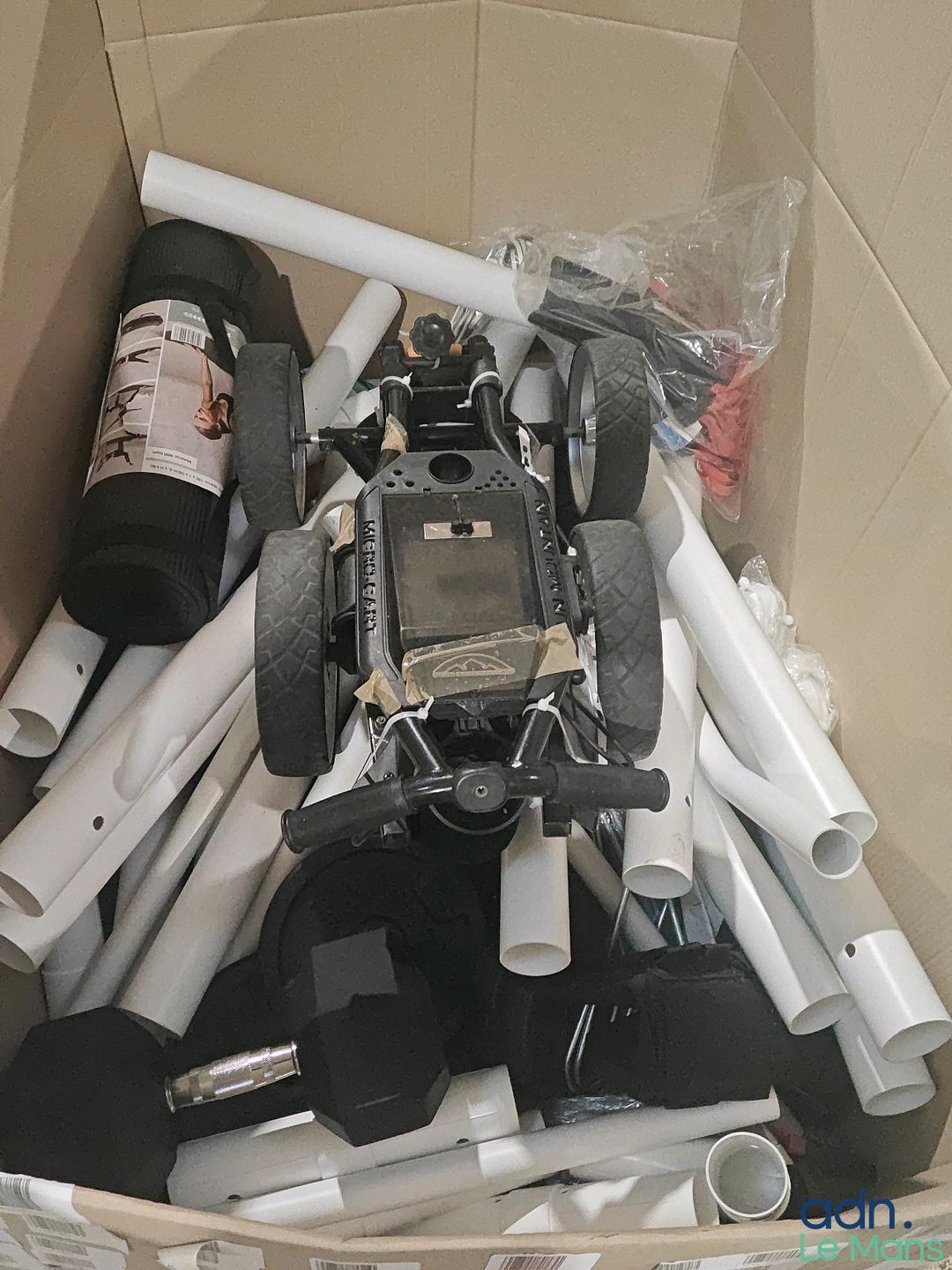 Palette du domaine sport de 210kg - TVA Récupérable - Expédi…