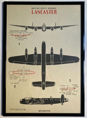 une image représentant un dessin d'un bombardier de la marine britannique