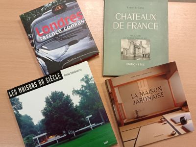 Lot de 4 livres modernes sur Londres, Chateaux de France, Le…