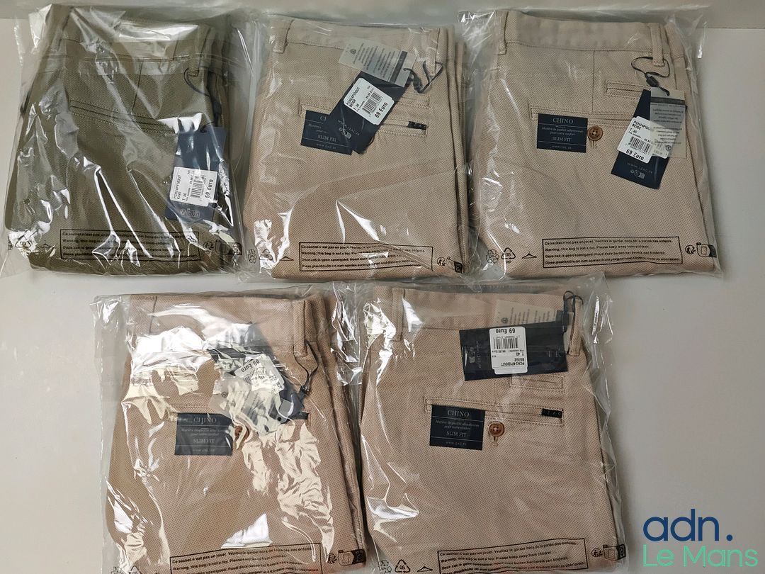 Lot de 5 vêtements IZAC, T.36/38/40 - NEUFS - TVA Récupérable - Ce lot chez vous partout en France métropolitaine à p...