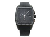 une image représentant une montre noire sur fond blanc