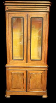 Petit buffet deux corps, en bois fruitier et bois noirci, ou…