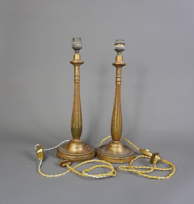 paire de chandeliers anciens en laiton