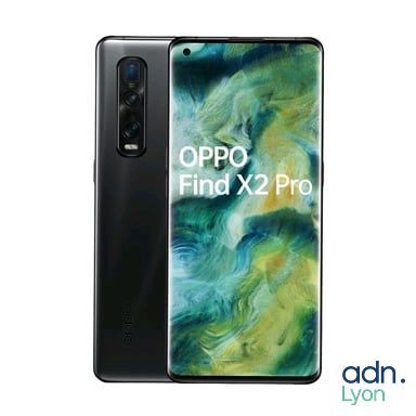 L'Oppo Find X2 Pro est un smartphone équipé d'un module photo amovible.