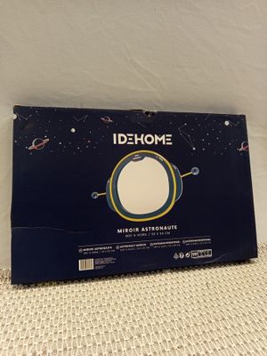 a box of ideshome products on a white surface