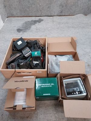 Stock de terminaux bancaires + scanner DESKO Icon Scanner + …