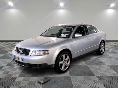 AUDI - A4 2.4I - ES - Mise en service: 26/04/2004 - Voyant moteur allu