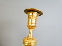 Elegante paire de flambeaux en bronze dorés, d'époque XIX e … (photo 4)
