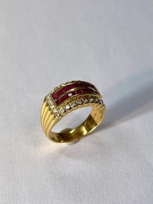 Bague OR Jaune Serti DE Deux Rangees DE Rubis ET Deux Rangee…