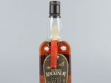 le dos d'une bouteille de whisky single malt Mackin's
