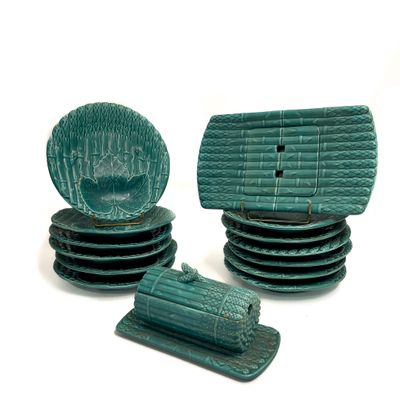 Service à asperge en barbotine dans les tons bleu-vert compr…