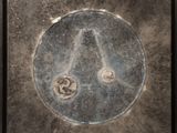une image représentant une horloge sur laquelle figure un visage