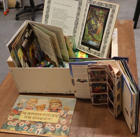 Livres d’enfant, nombreux livres animés