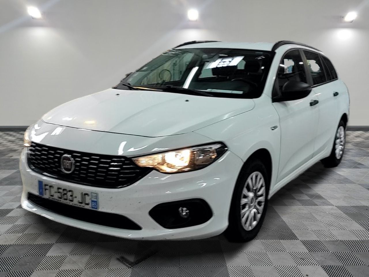 FIAT - TIPO STATION WAGON 1.4 95 CH - ES - Mise en service: …