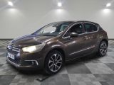 La nouvelle Citroën est exposée dans le showroom des concessionnaires.