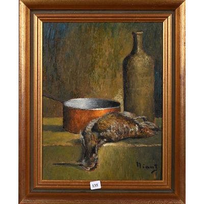 une peinture à l'huile représentant un oiseau mort posé sur une table, à côté d'une bouteille de vin