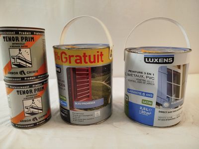 Lot de 4 - ARMOR CHIMIE ET LUXENS - Cet ensemble comprend de…