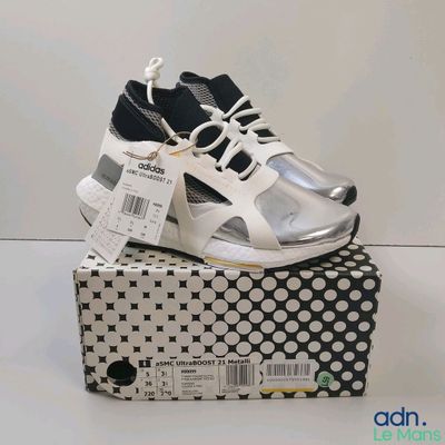Nike Air Prestofes blanc / noir / argent, pointure 9,5