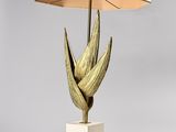 an image of a lamp that is sitting on top of a table