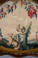 Paire de fauteuils en noyer mouluré et sculpté de fleurettes… (photo 4)
