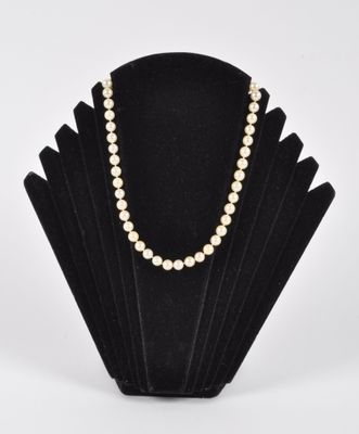Collier shocker de 49 perles de culture blanches d’environ 7…