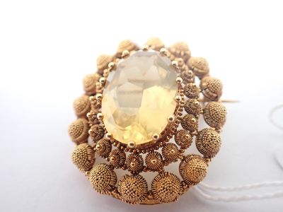 Broche en or et citrine, poids 13,3gr, dim 38x33mm (accident à la mont - Photo 1