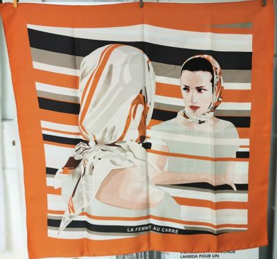 HERMES - Carré de soie - La Femme au carré - Bali Barett - 9…