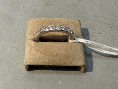 a ring that is sitting on top of a bag