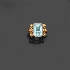 une bague aigue-marine et diamant