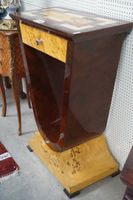 belle console de style Art déco - avec un piètement en forme… (photo 3)