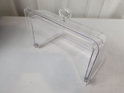 sac à main en acrylique transparent muni d'un anneau sur le dessus