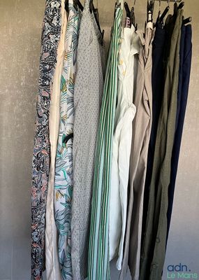 Expédition obligatoire - Lot de 10 pantalons femme en toile …