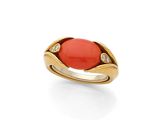 une bague en corail et diamants