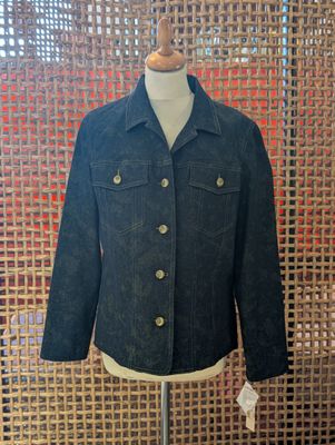 a mannequin mannequin mannequin mannequin mannequin mannequin mannequin mannequin mannequin mannequin mann