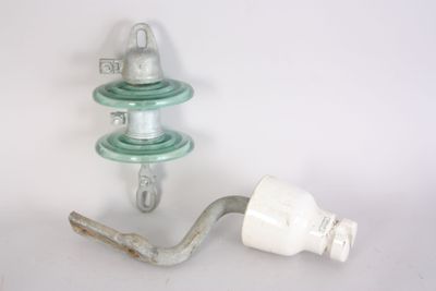 a picture of a wall mounted light fixture with a light on it