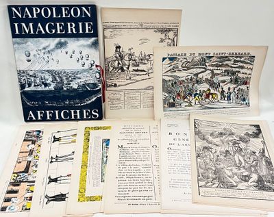 une image d'un tas de livres posés sur une table