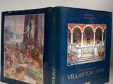 deux livres posés côte à côte sur une table