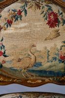 Paire de fauteuils en noyer mouluré et sculpté de fleurettes… (photo 6)