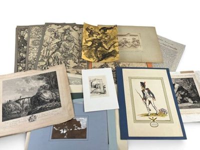 un assortiment de livres anciens contenant des illustrations de personnes et d'animaux