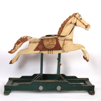 INTÉRESSANT CHEVAL À BASCULE, ÉPOQUE XXème
