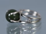 bague en argent sterling sertie d'une pierre de jade verte et dotée d'un anneau en argent