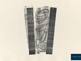 une photo en noir et blanc d'une feuille de papier sur laquelle figure un dessin