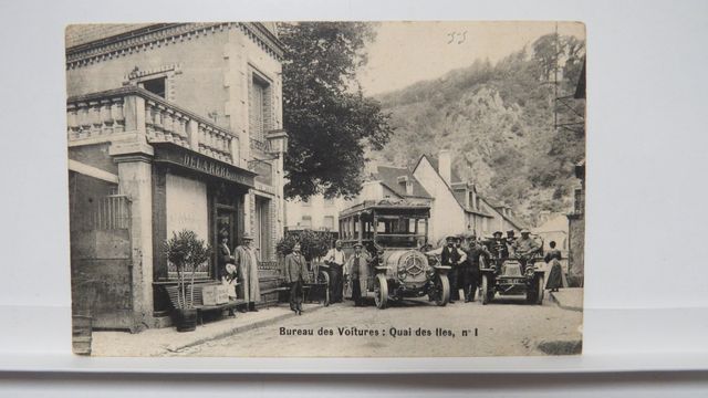 Aubusson : Maison Delarbre. Bureau des Voitures, Quai des Îles. L...