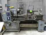 a machine that is sitting in a garage