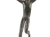 statue d'un homme aux bras tendus, tenant une balle en l'air
