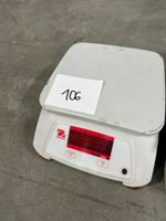 Lot de 2 balances, non testé, en l'état (photo 2)