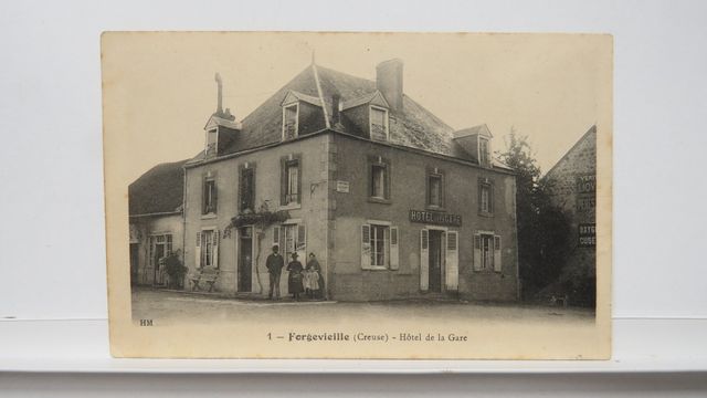 Forgevieille : Hôtel de la Gare (HM 1). TBE.