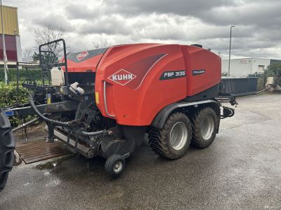 PRESSE ENRUBANNEUSE KUHN/DEUTZ-FAHR FBP3135 /FIXMASTER Modèl…