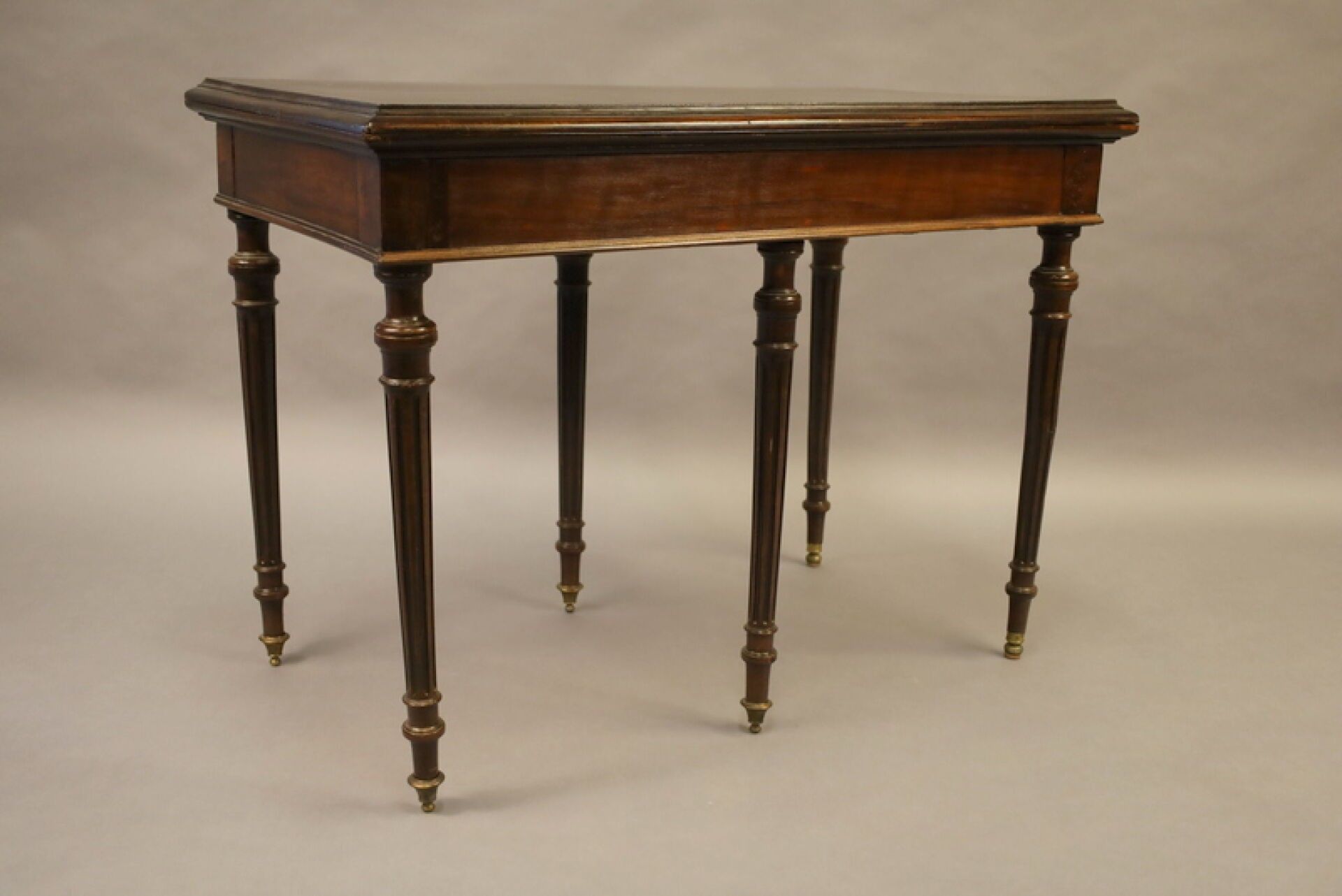 Objets d'art & Curiosités